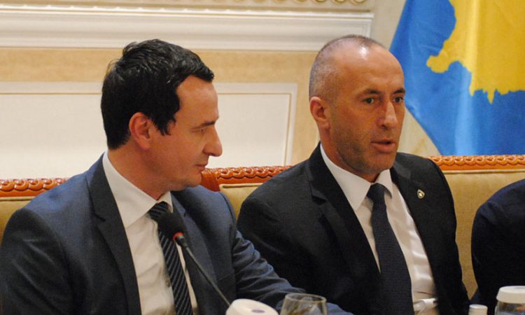 Ramush Haradinaj kërcënon publikisht Albin Kurtin | Paparaci
