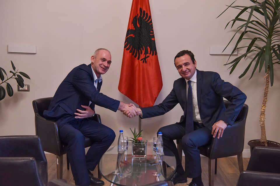 Fatmir Humolli dhe Albin Kurti
